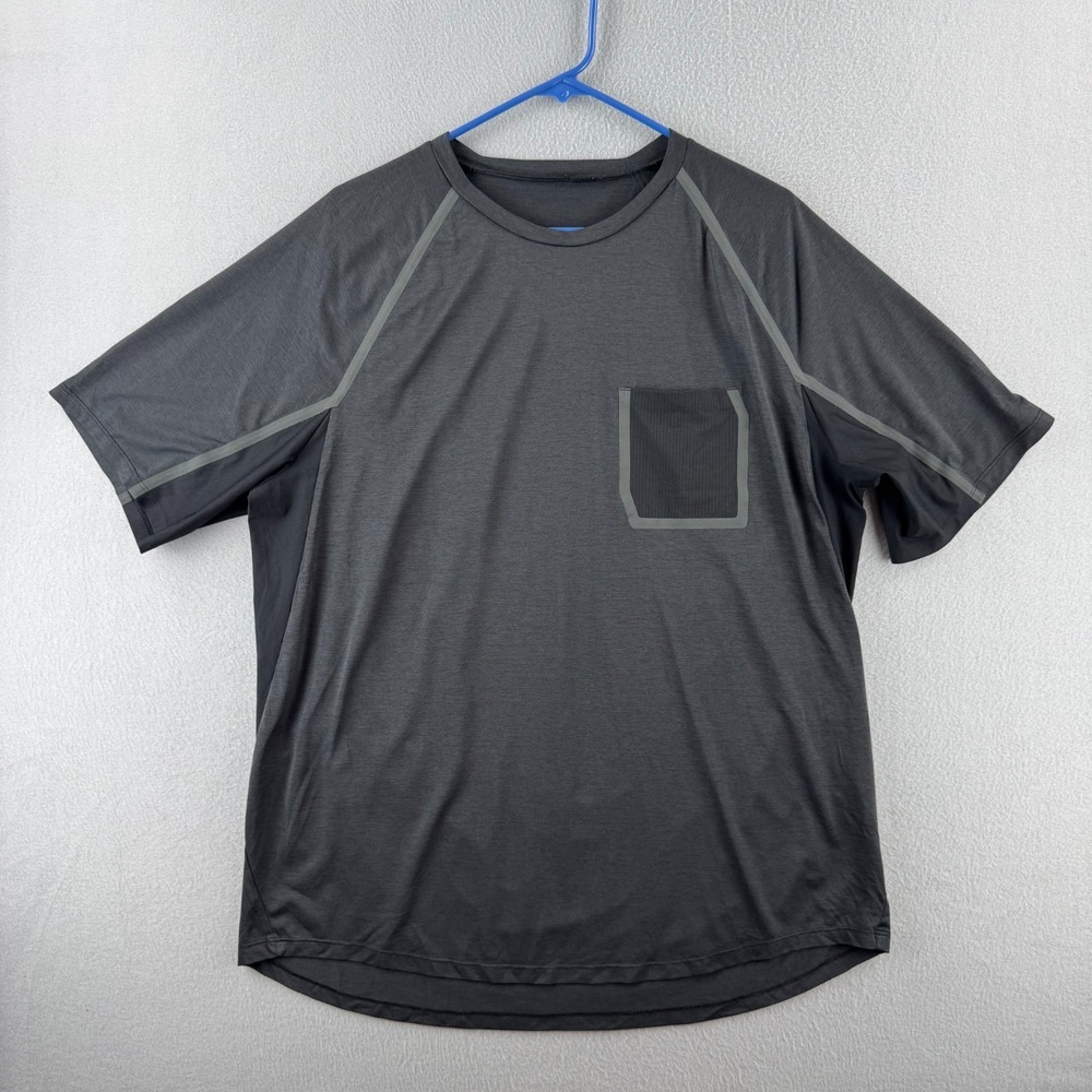 Lululemon Shirt Mens XL Gray Athletic‎ Stretch Pocket Tee Running Active Gym